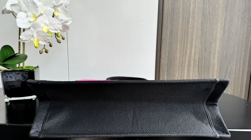 chr1st1an D10r shopping bags